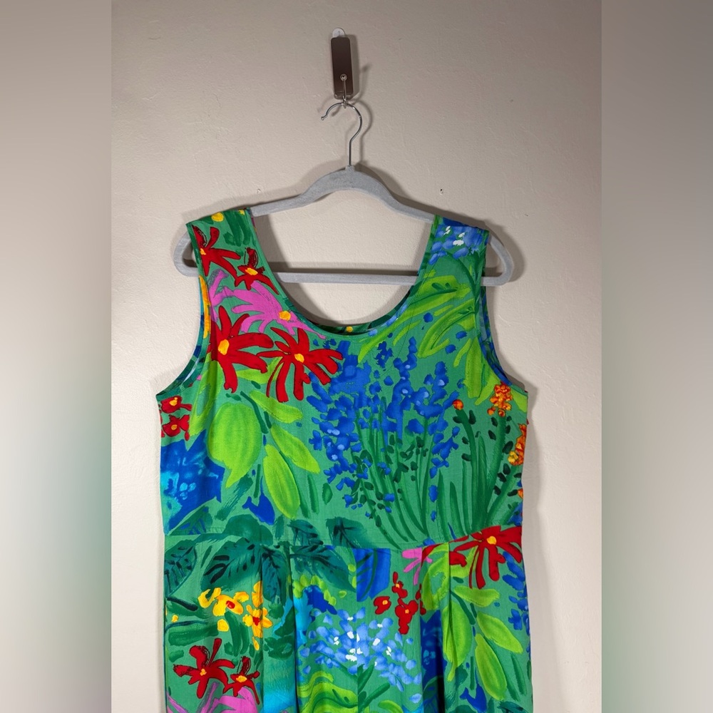 Vibrant Floral Midi Dress - Green and Red - Picture 3 of 11